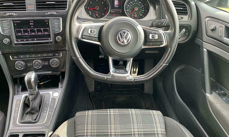 2016 Volkswagen Golf...