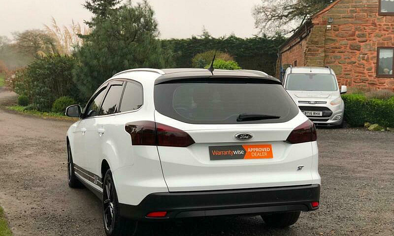 Ford Focus Zetec 1.5...