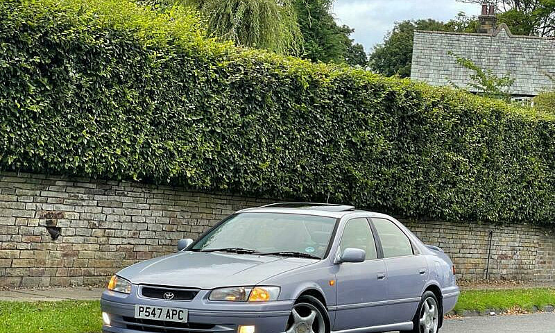 Toyota Camry 2.2 Spo...