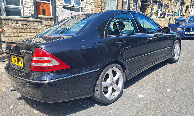 2004 Mercedes C230 A...