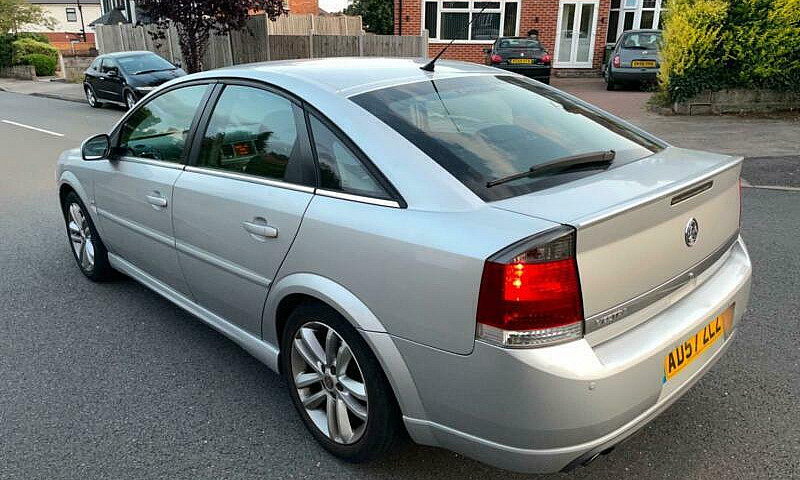 2008 Vauxhall Vectra...