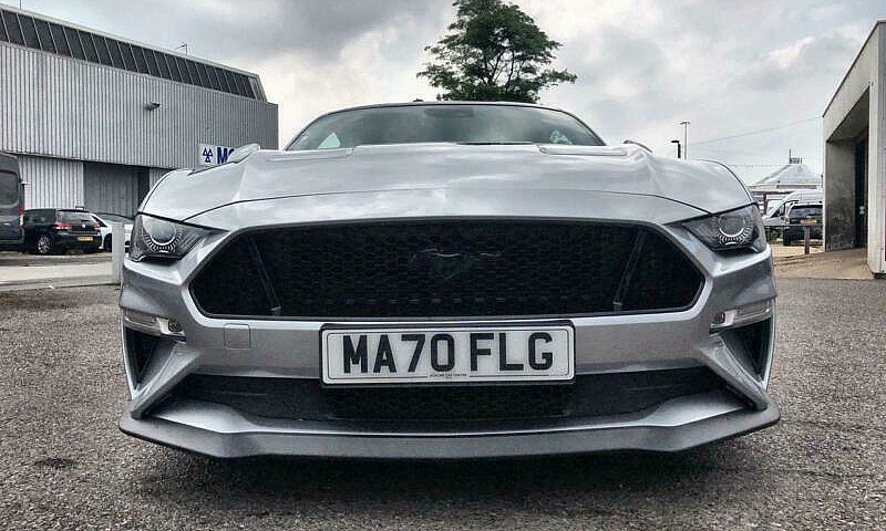 2020 Ford Mustang 5....