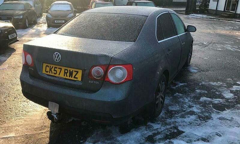 Volkswagen Jetta 2.0...