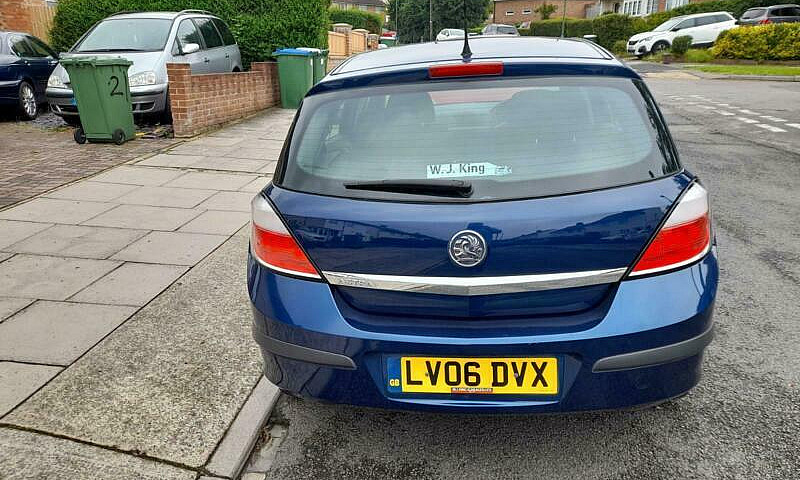 Low Mileage Vauxhall...