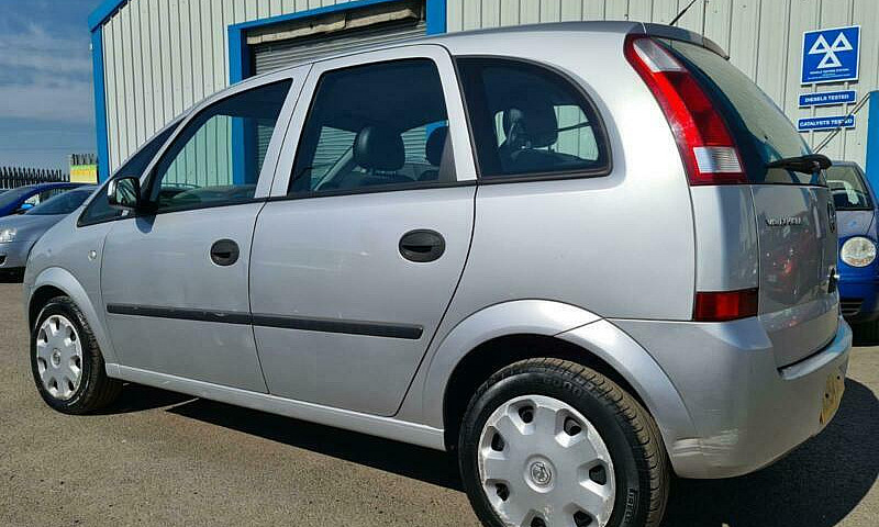2004 Vauxhall Meriva...