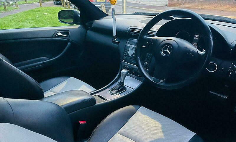 2008 Mercedes-Benz C...