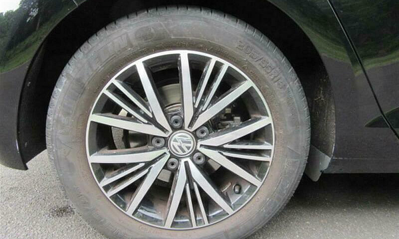 2018 Volkswagen Golf...