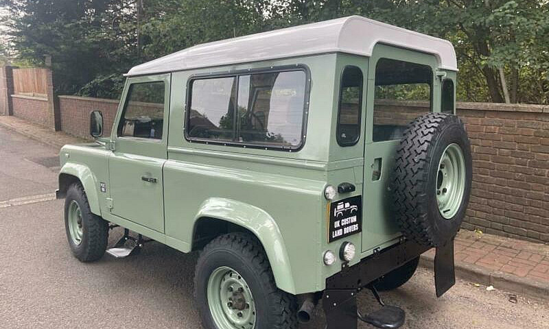 1997 Land Rover Defe...