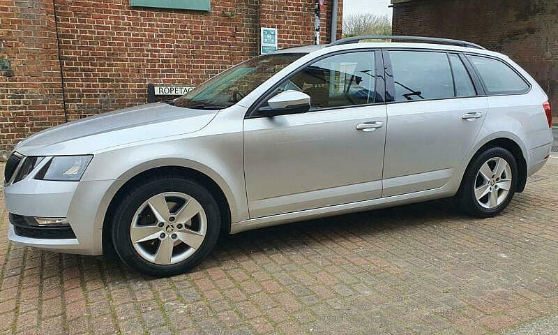2017 Skoda Octavia S...