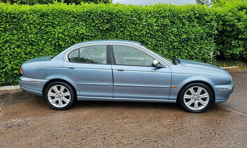 2004 53 Jaguar X-Typ...