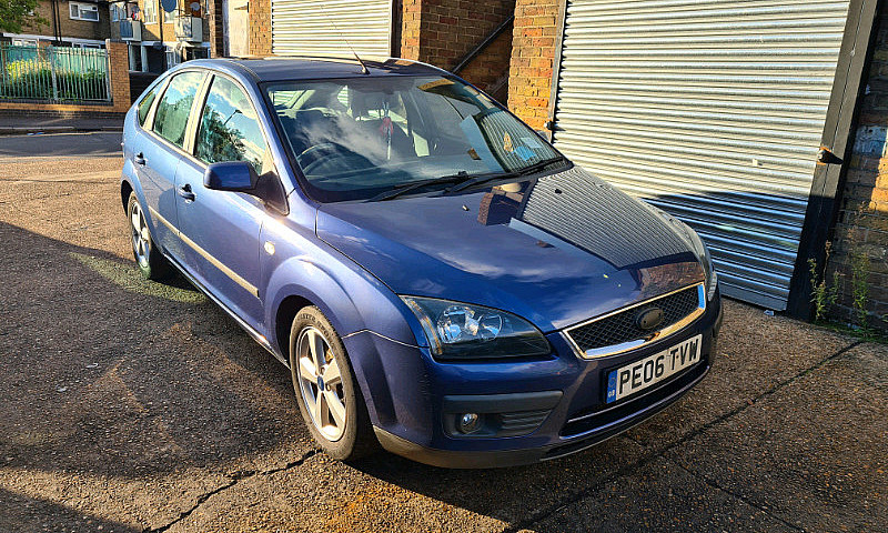 Ford Focus Zetec 1.6...