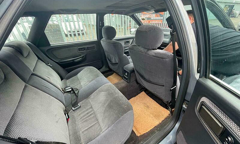 1988 Ford Granada 2....