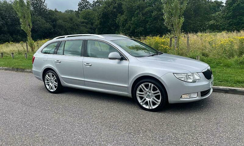 Skoda Superb Eleganc...