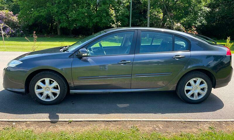 2008 Renault Laguna ...