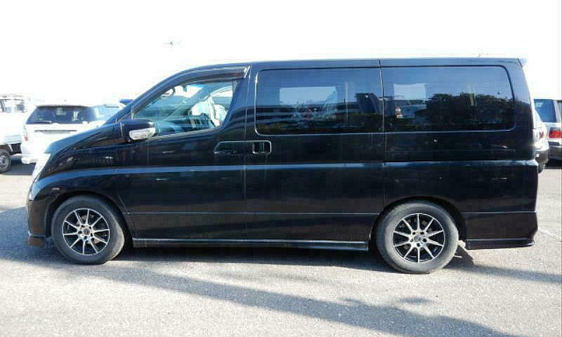Nissan Elgrand  (3.5...