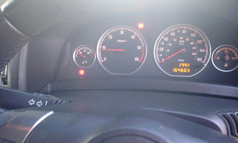 Vauxhall Vectra Elit...