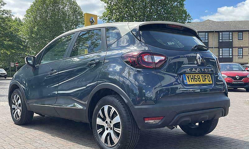 2018 Renault Captur ...