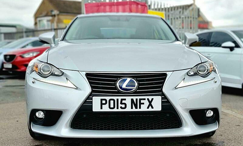 2015 Lexus Is 300H E...