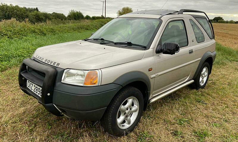 Land Rover Freelande...