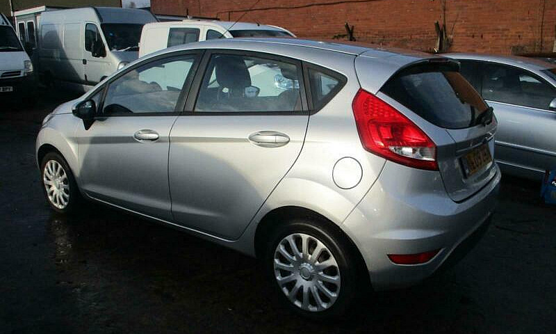 Ford Fiesta Style Pl...