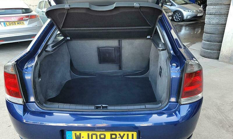 2008 Vauxhall Vectra...