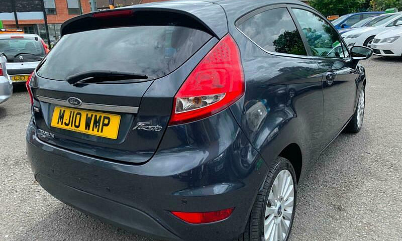 2010 Ford Fiesta 1.4...