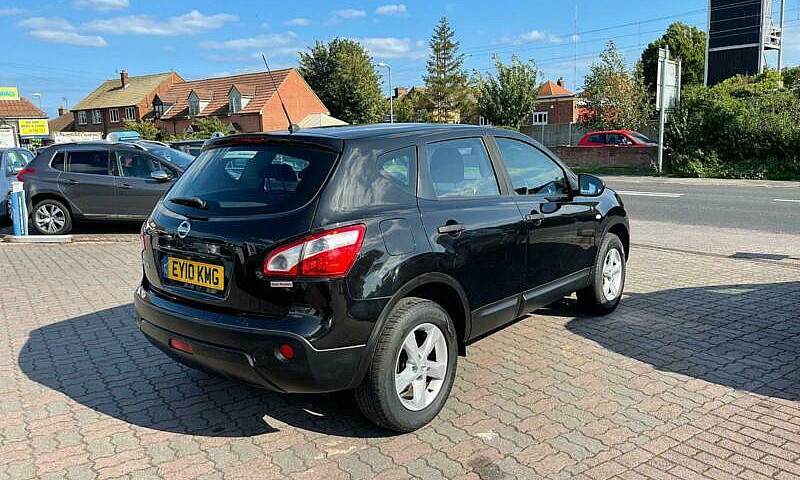 2010 Nissan Qashqai ...