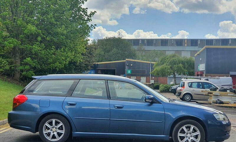 2004 Subaru Legacy 2...