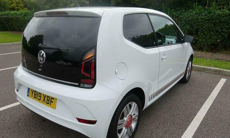 2019 19 Volkswagen U...