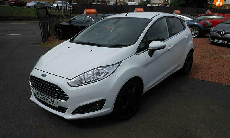 2013 Ford Fiesta Tit...