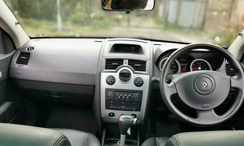 2005 Renault Megane ...