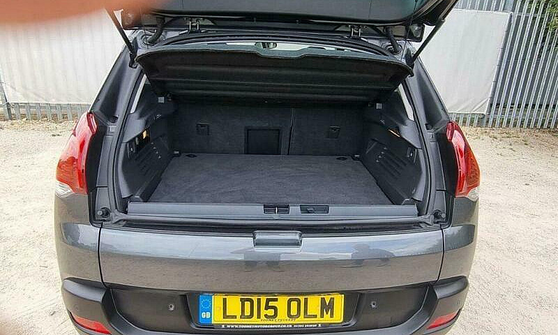 2015 Peugeot 3008 1....