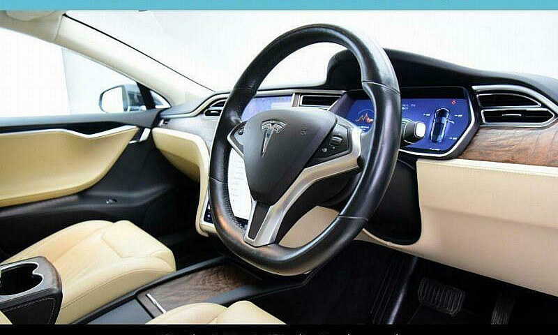 2017 Tesla Model S 1...