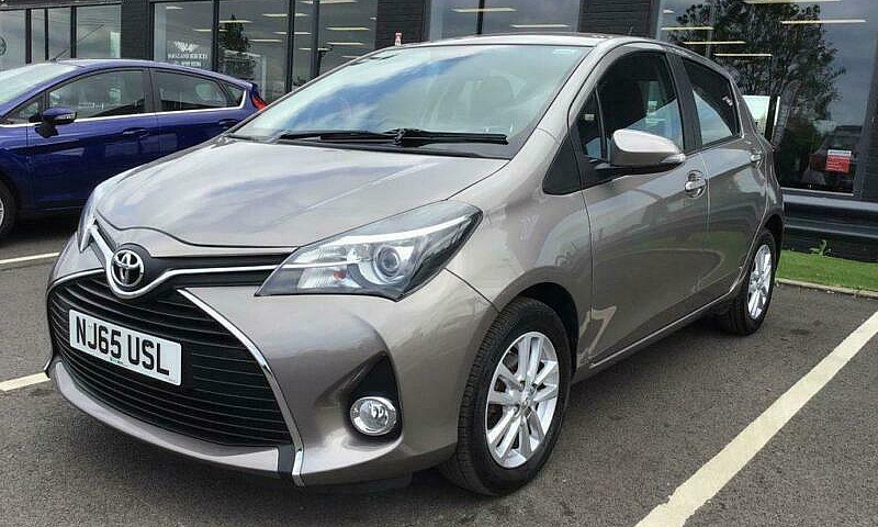 2015 Toyota Yaris 1....