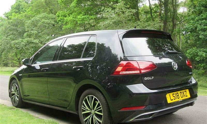 2018 Volkswagen Golf...