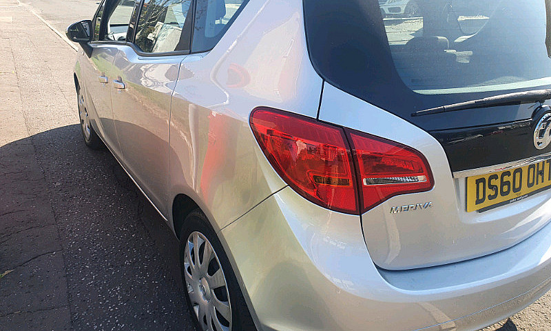 Vauxhall Meriva 2010...