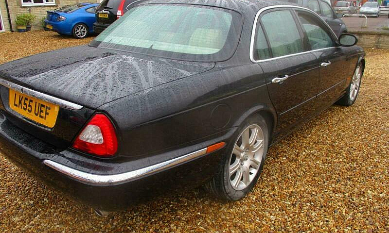 0555 Jaguar Xj8 4.2 ...