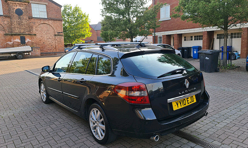 2010 Renault Laguna ...