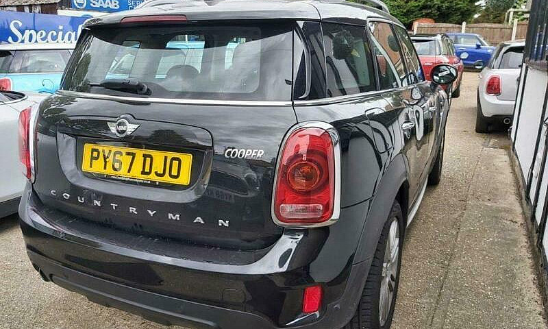 2017 Mini Countryman...
