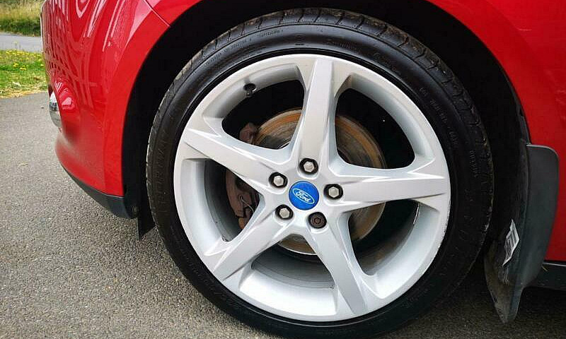 Ford Focus 1.6 Titan...