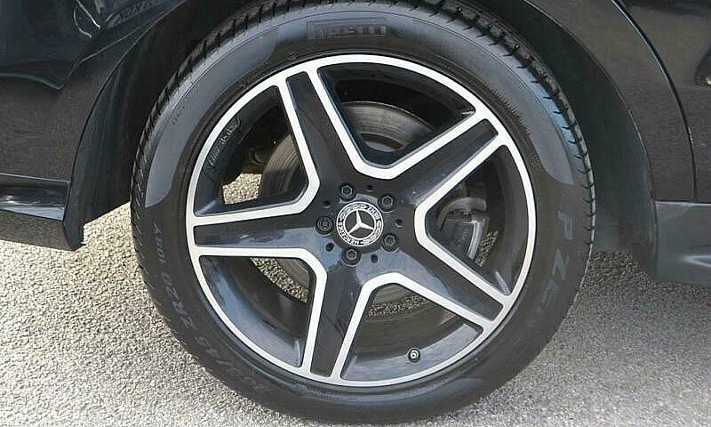 2018 Mercedes-Benz G...