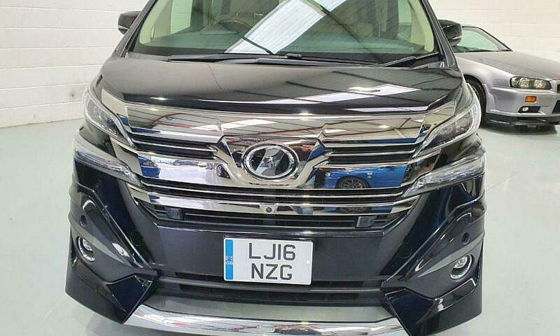 2016 Toyota Vellfire...