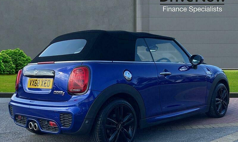 2018 Mini Convertibl...