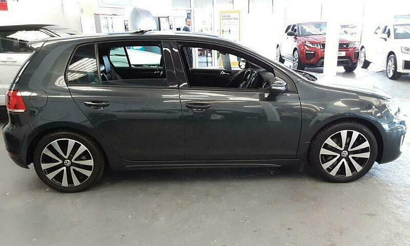 2012 Volkswagen Golf...