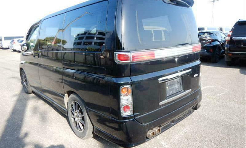 Nissan Elgrand  (3.5...
