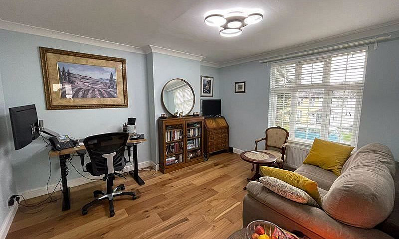 1 Bedroom Flat In Cr...
