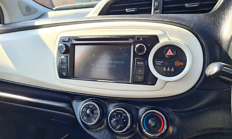 Toyota Yaris Trend...