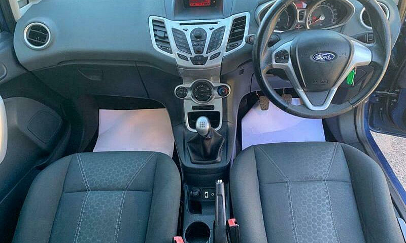 2009 09 Ford Fiesta ...