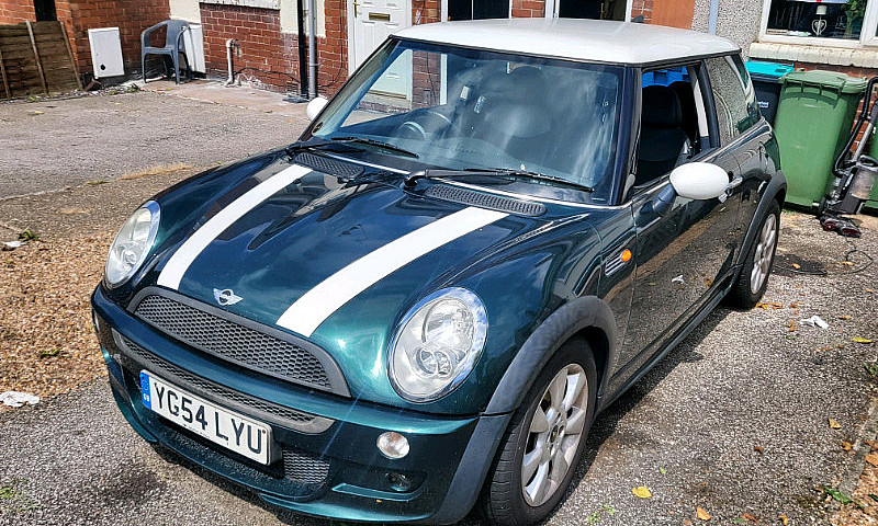 2004 Mini Cooper...