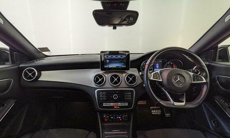 2018 68 Mercedes-Ben...